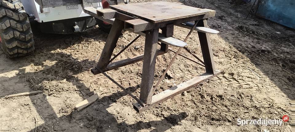 Stalowy stół warsztatowy Starachowice