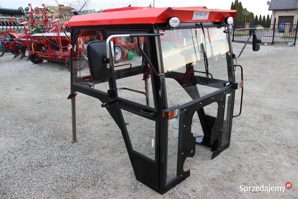 Kabina do ciągnika C330 bez błotników Naglak Kabina i karoseria Rogóźno