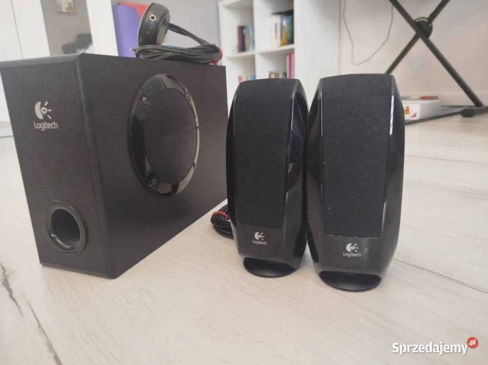 Sprzedam głośniki komputerowe Logitech S220 21 Pozostałe Komputery i Akcesoria Bircza