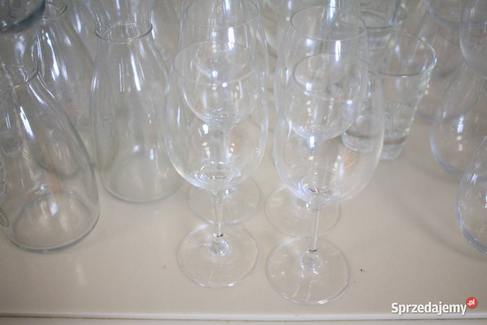 Komplet szkła zastawa stołowa liczna Góra sprzedam