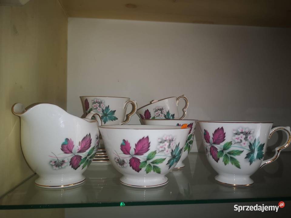 Filiżanka z talerzykiem deserowym Crown Royal sprzedam