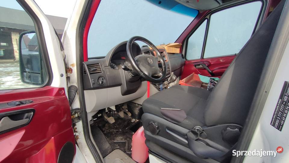 Mercedes Sprinter Laweta 130KM Trójca