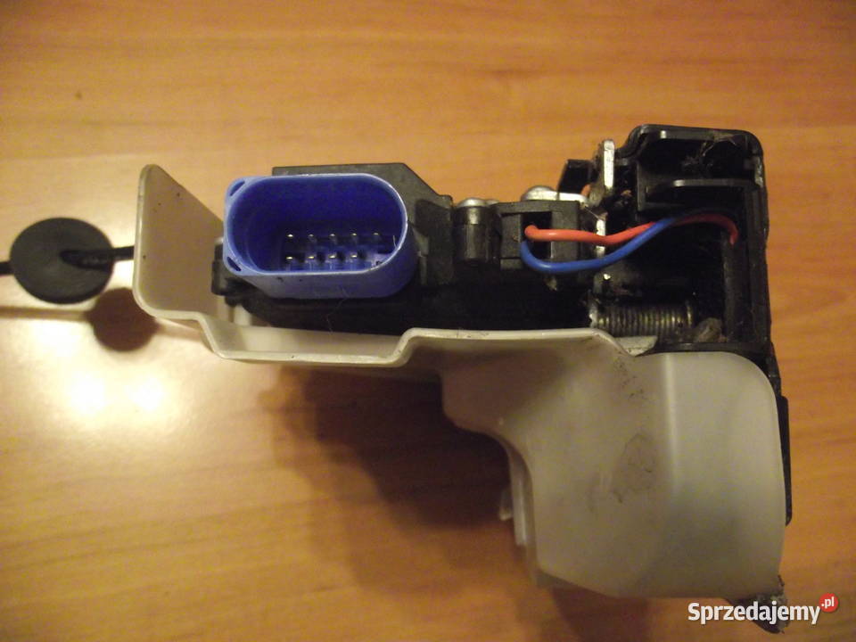 Vw Golf V Zamek drzwi prawych Wrocław sprzedam