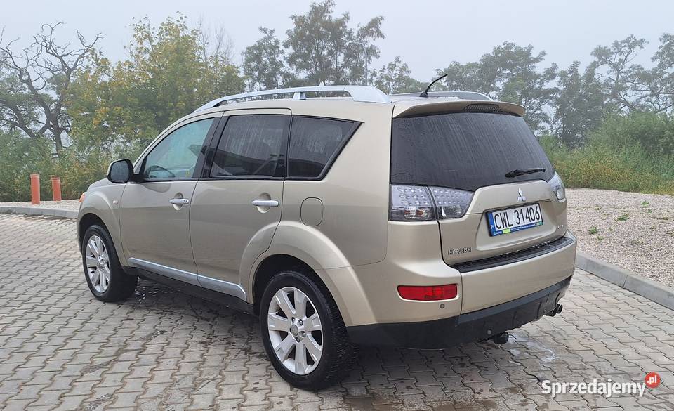 Mitsubishi Outlander II 20 DID 164 7 osobowy relingi dachowe