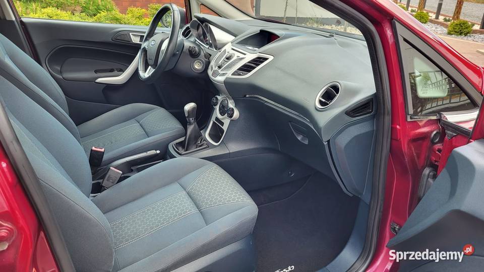 Sprzedam Ford Fiesta MK7 14 TDCI 70 TITANIUM Konin