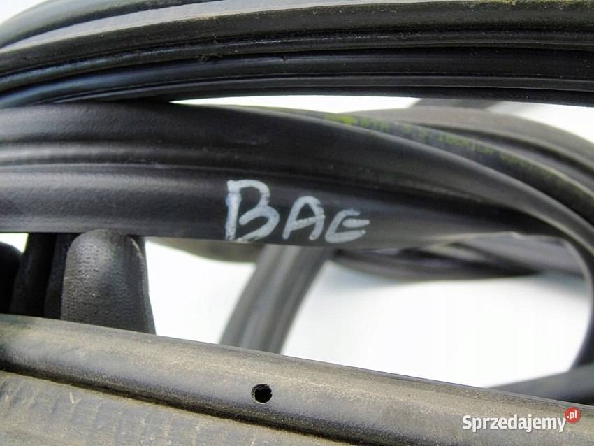 Uszczelka klapy pokrywy bagażnika Nissan Almera osobowe Sosnowiec