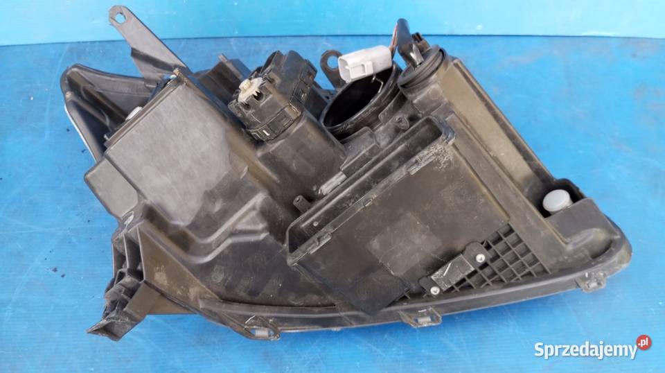 LAMPA REFLEKTOR LEWY PRZÓD EU TOYOTA AVENSIS T25 Lampy przednie Nowy Tomyśl
