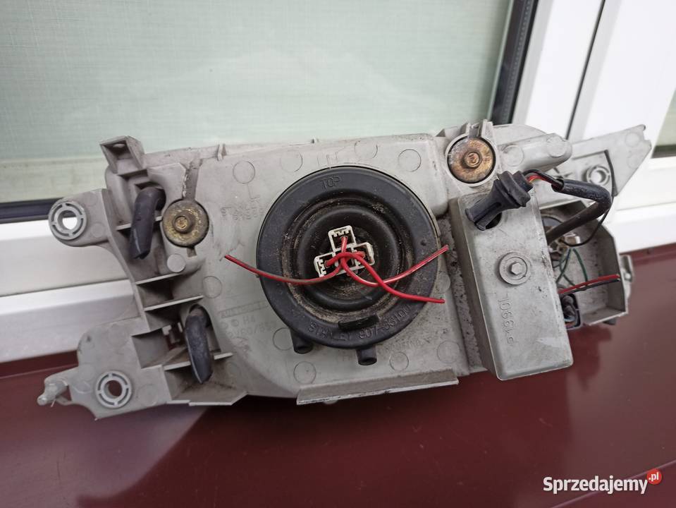 Mazda Premacy LIFT FL lampa przednia lewa Lampy przednie łódzkie Sieradz