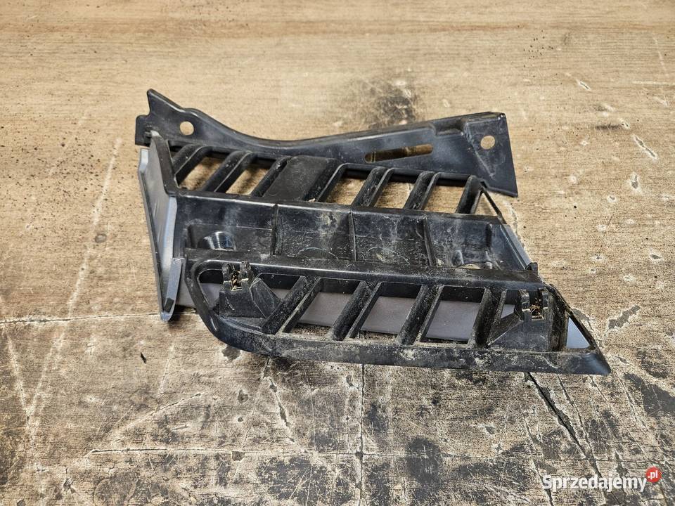 MITSUBISHI OUTLANDER I NERKA LEWA GRILL ATRAPA Międzychód