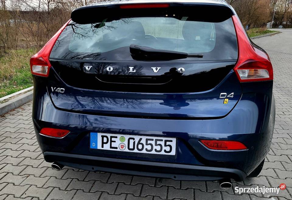 Volvo V40 20 D4 190 Manual Ksenon Kamera elektrycznie ustawiane fotele śląskie Gliwice