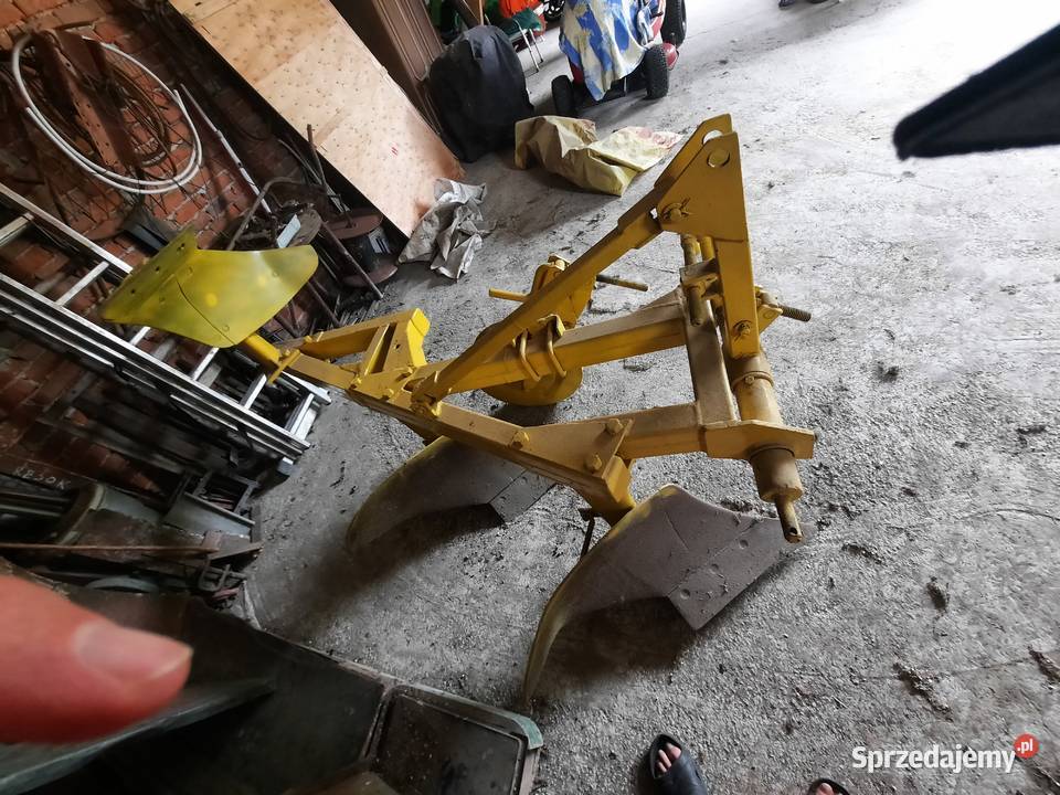 Plug 3 skibowy wysokie słupie nieuszkodzony świętokrzyskie Deszno