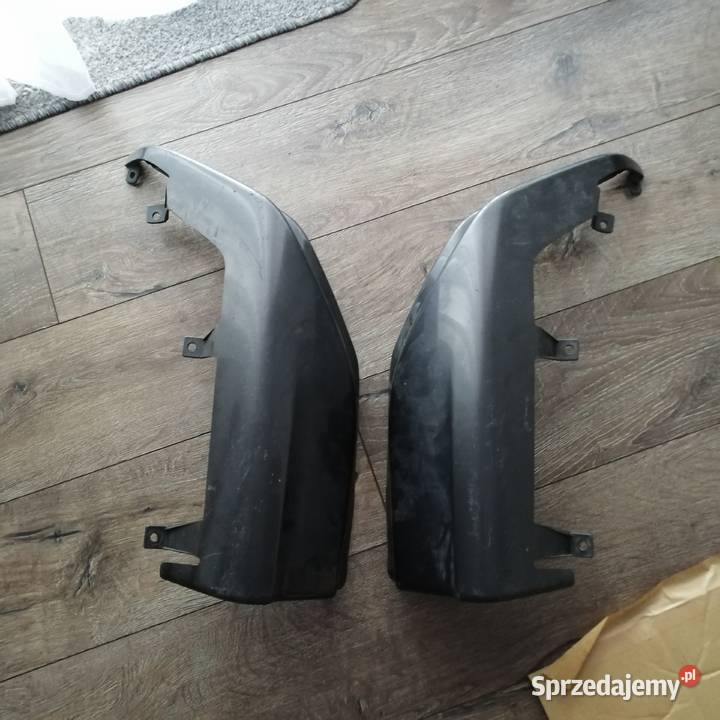 Dokładki zderzaka Outlander III 15r tył Opole
