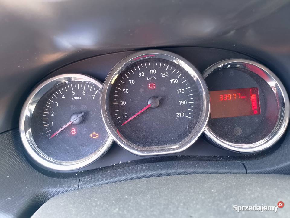 Dacia Duster 15 DCI manualna Uchanie