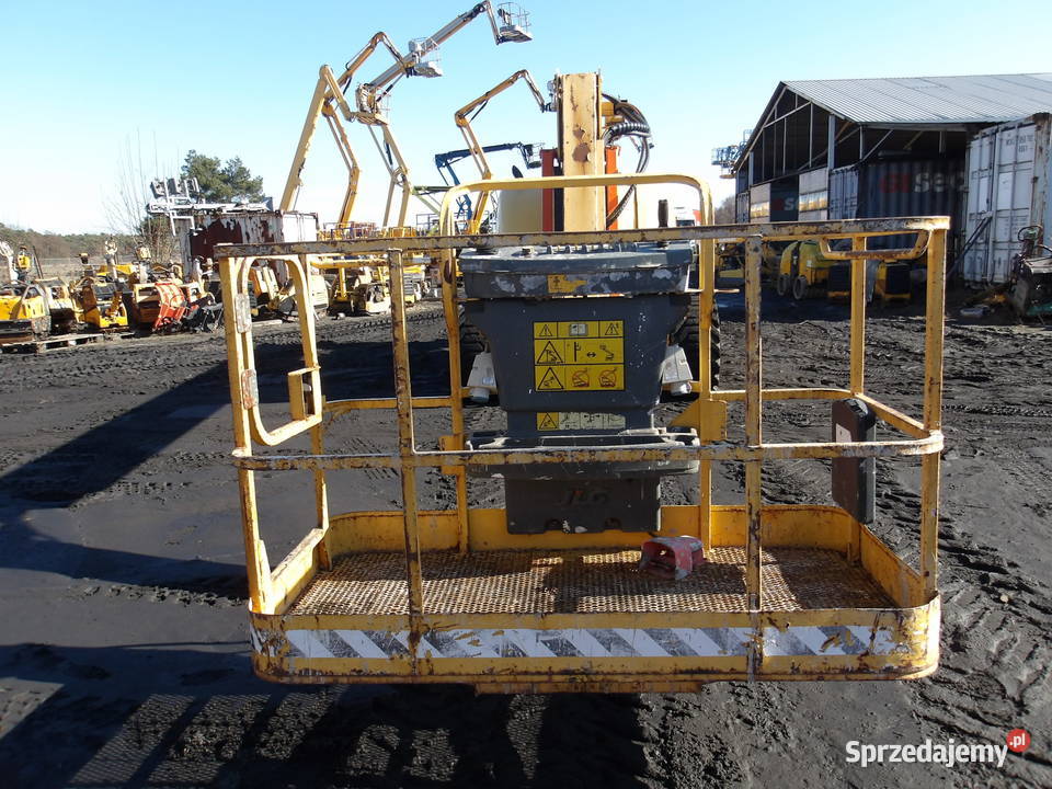 Podnośnik koszowy 26 m 4x4 JLG 800AJ Pleszew