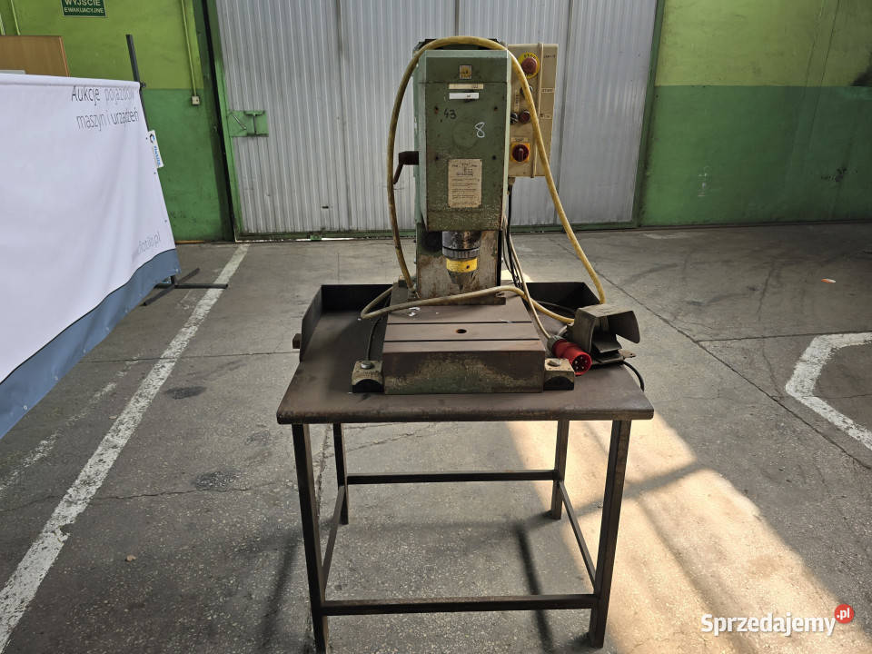 Pneumatyczna nitownica radialna BRCKER PN 210 8 wielkopolskie Salnia