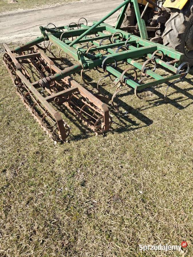 Agregat uprawowy kultywator przedsiewny