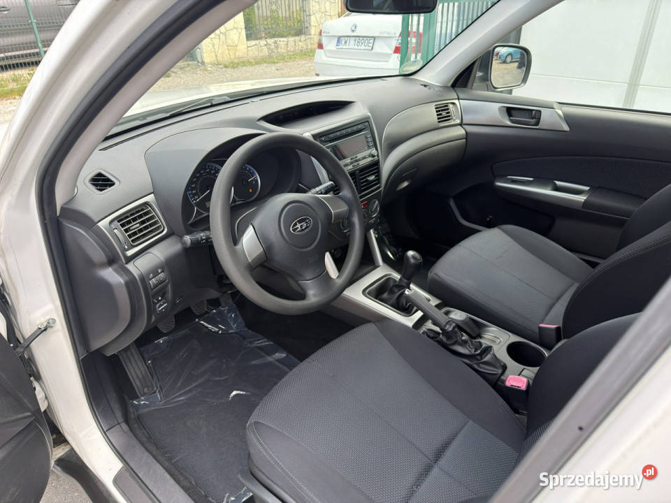 Subaru Forester RatyZamiana Gwarancja benzyna centralny zamek Gdów