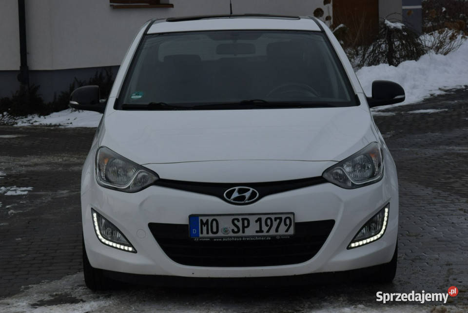 Hyundai i20 14B Automa Led Klimatronik Grzane Majdan Sieniawski