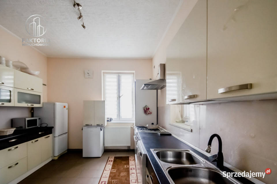 sprzedaży domu wolnostojącego 82m2 Krynki Mokra asfalt