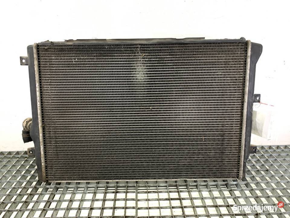 CHŁODNICA WODY VW GOLF V 20 140 1K0121251N 0310 osobowe