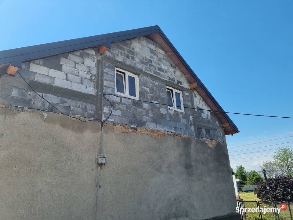 Dom wolnostojacy 250 m2 w Sarnowie k Toszka 250m2 Sprzedaż sprzedam