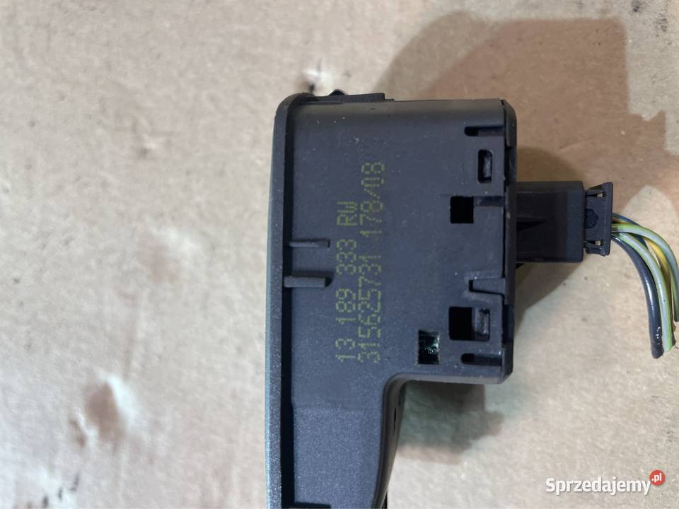 Panel przełącznik szyb prawy 13189333 opel corsa Szczecin sprzedam