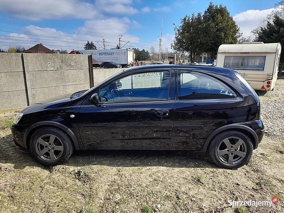 Śliczny Opel Corsa C LIFT 12 BenzynaSprawna Rok produkcji 2005 łódzkie