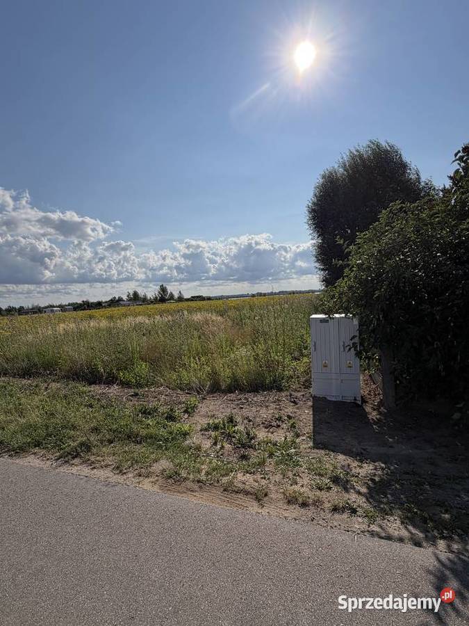 Sprzedam DZIAŁKĘ budowlaną letniskową z WZ budowlana Miłkowice