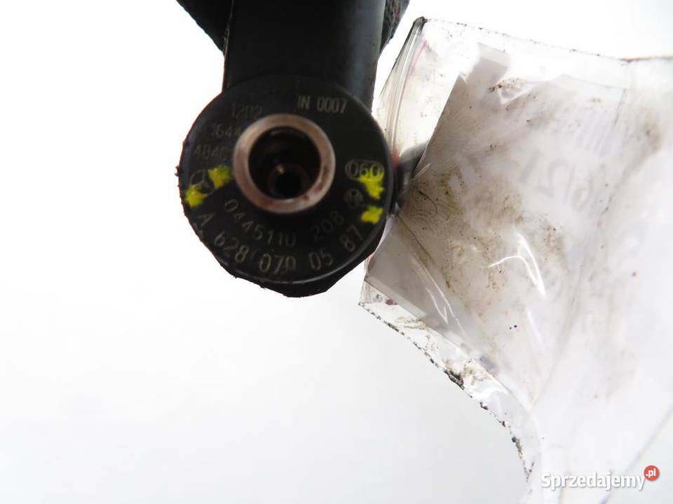 WTRYSKIWACZ MERCEDES W220 S 400 CDI 0445110208 osobowe małopolskie