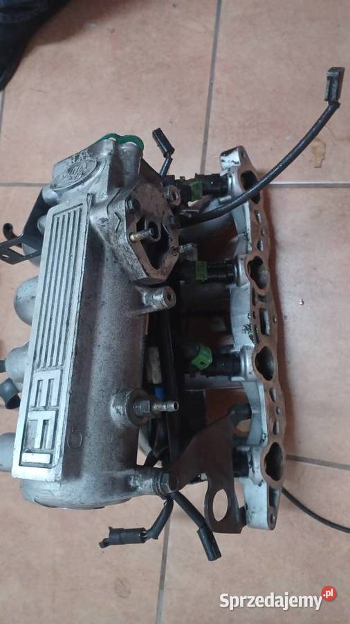 ford sierra scorpio kolektor ssacy wtryski sprzedam