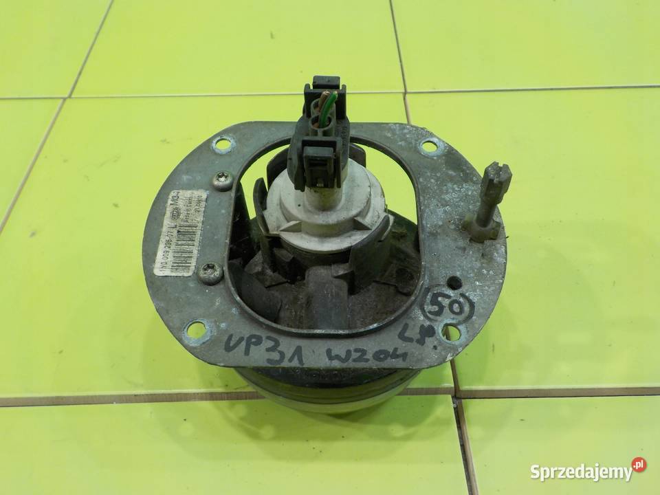 MERCEDES C W204 18 B AUT 11r SEDAN 4D halogen osobowe mazowieckie Suków