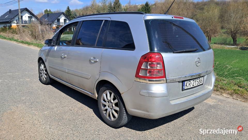 Opel Zafira 19 cdti 2008r Zafira Pietrzejowice