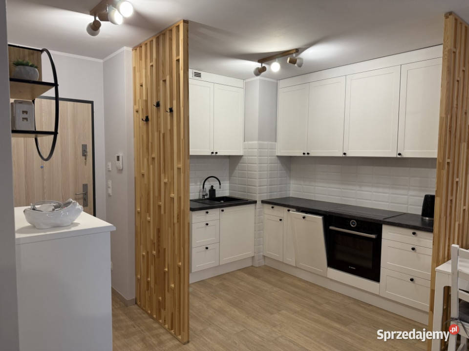 Mieszkanie dwupokojowe z komórką lokatorską bez