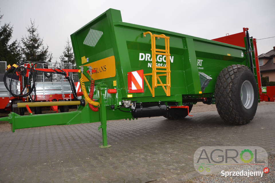 ROZRZUTNIK obornika skorupowy ROLTRANS 8 t nieuszkodzony Rozrzutniki obornika Radzanów