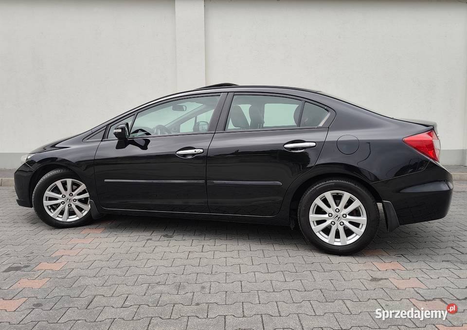 Honda Civic IX 18 EXECUTIVE automat z polskiego 141KM Łódź sprzedam
