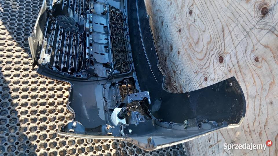VW PASSAT B6 ZDERZAK PRZÓD LC9Z Pasy przednie i tylne Zbierkowo