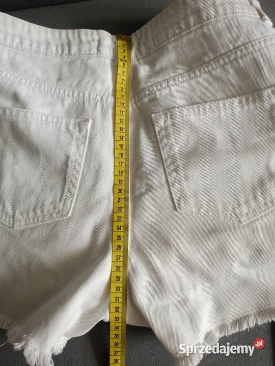Białe szorty krótkie spodenki jeansowe Denim małopolskie Bochnia