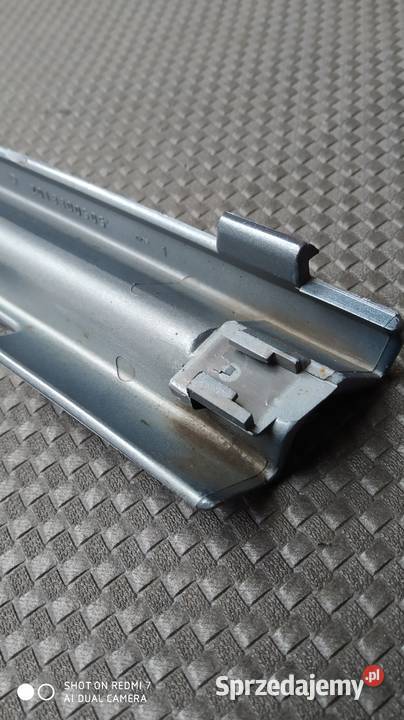 Mercedes 190 W201 zaślepka zderzaka 2018800505 łódzkie Tomaszów Mazowiecki