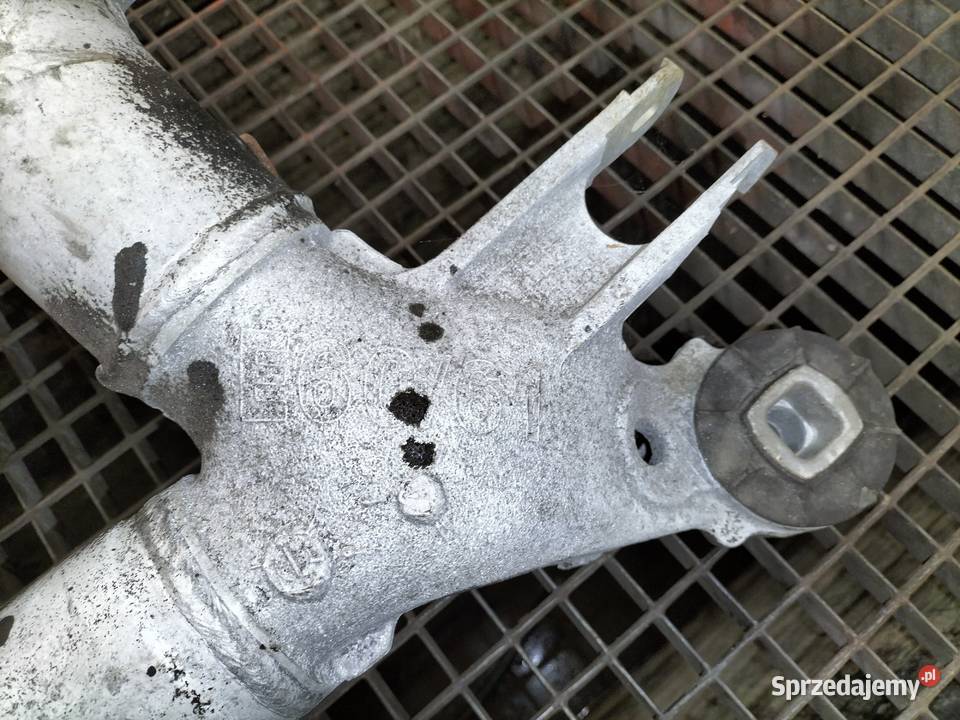 Belka zawieszenia tylnego BMW E60 E61 Mały Poręba