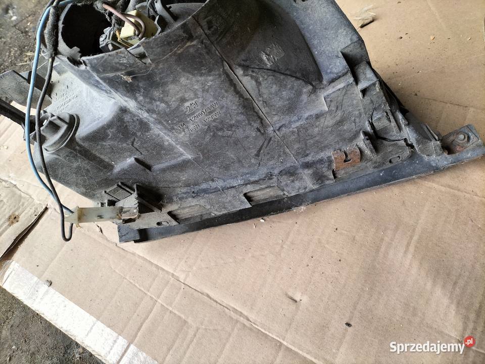 LAMPA PRZÓD PRZEDNIA LEWA REFLEKTOR LEWY AUDI Lewe Kamień-Kolonia sprzedam