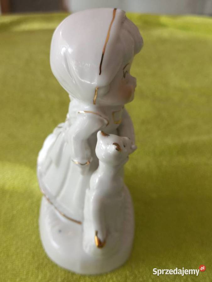 Figurka porcelanowa Dziewczynka z pieskiem Toruń