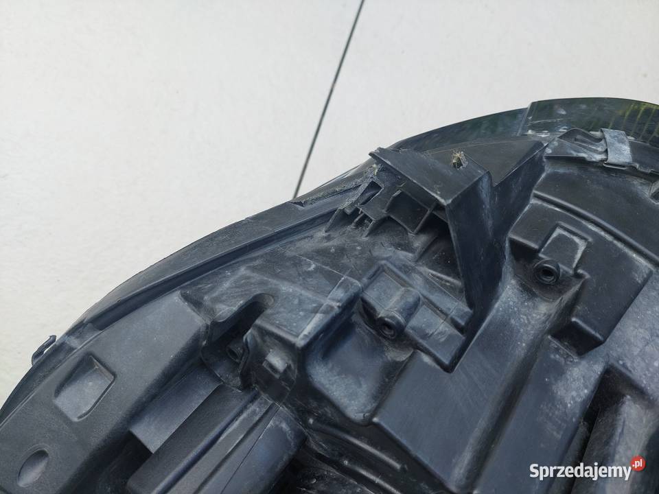 Alfa Romeo Stelvio lampa przednia prawa USA Warszawa