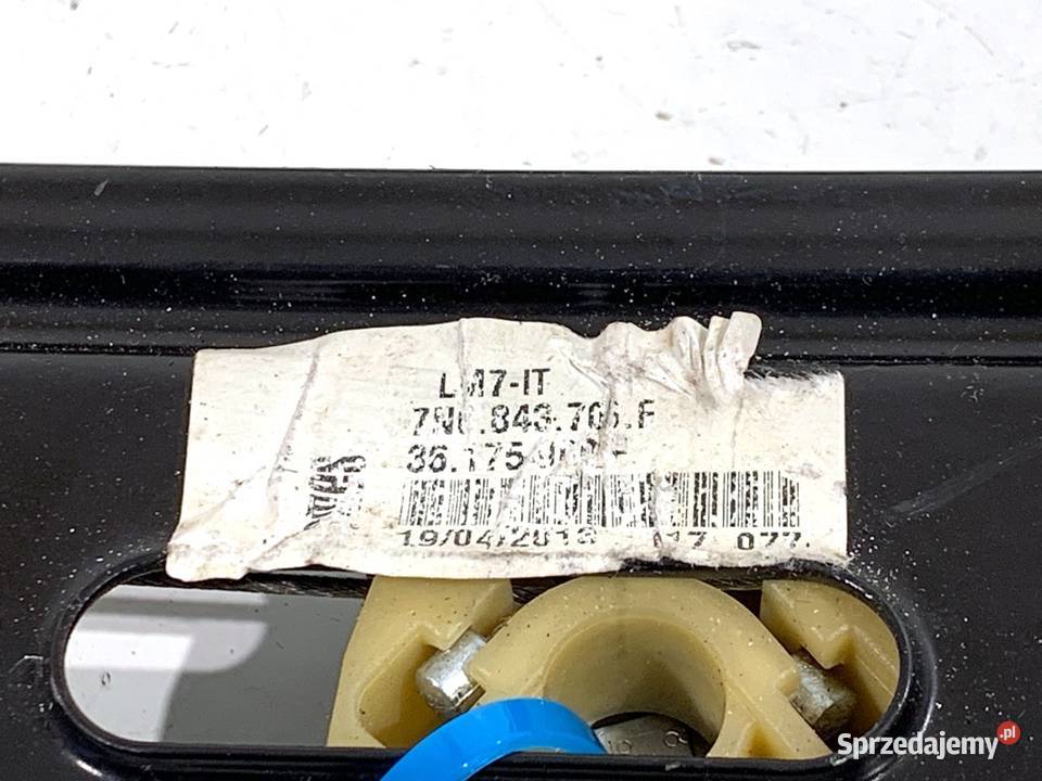 PODNOŚNIK SZYBY PRAWY TYŁ VW SHARAN 8K0959801B osobowe podkarpackie