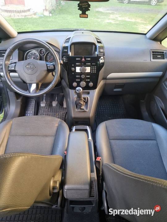 Opel Zafira B 19CDTI 7 osób