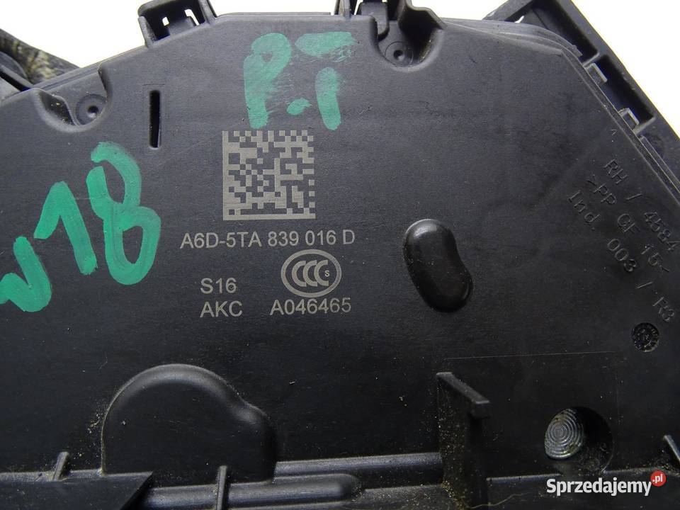 ZAMEK DRZWI PRAWY TYŁ 5TA839016D SKODA FABIA III sprzedam