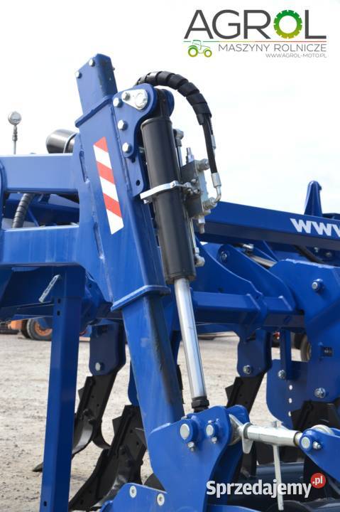 Pług dłutowy bezorkowy Rolmako Ripper U624 25m