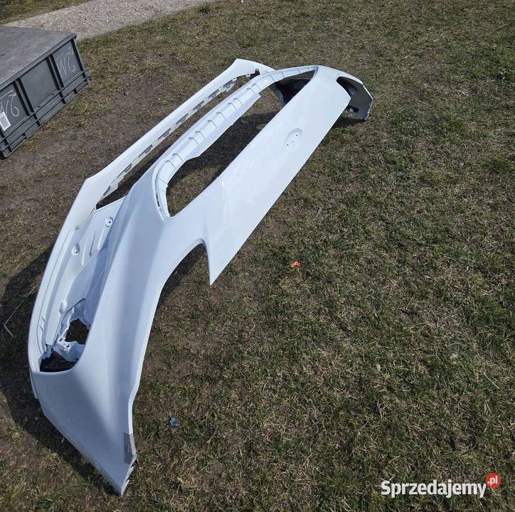 Zderzak przód przedni Ford Focus MK4 STLine osobowe