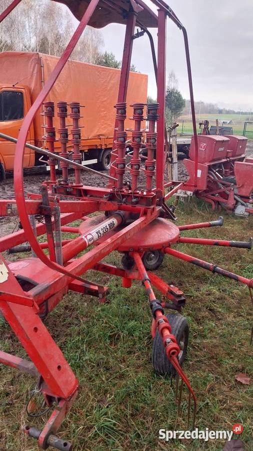 Zgrabiarka do siana FELLA Przymiłowice