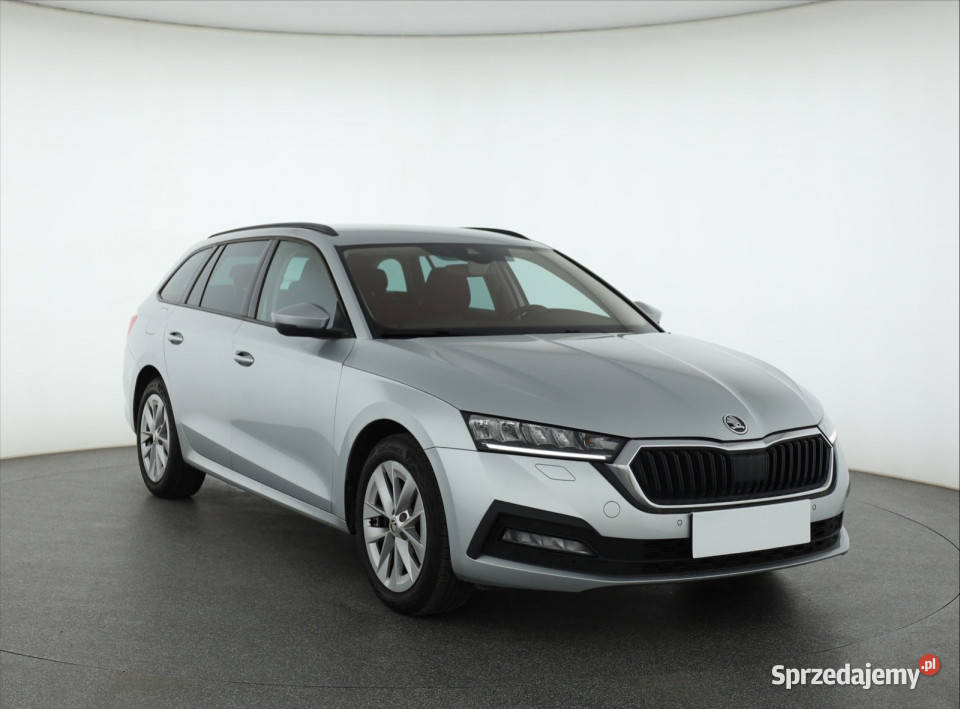 Skoda Octavia 15 TSI światła przeciwmgielne Piaseczno