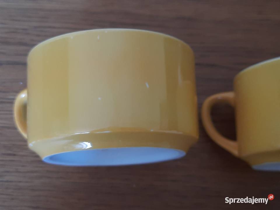 Dwa kubki z kolekcji Kaszubskiej Zakłady Kubki Morąg